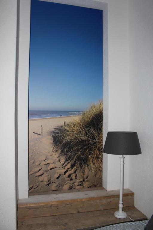 Raadhuis Egmond Egmond aan den Hoef Ruang foto